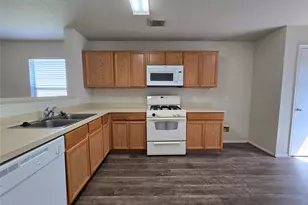 6527 Fairbrook Park Ln, Spring, TX 77379 - Photo 7