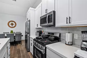 829 N Emile St, Houston, TX 77020 - Photo 31