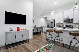 829 N Emile St, Houston, TX 77020 - Photo 29