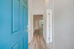 5634 Ridgeway Dr, Houston, TX 77033 - Photo 5