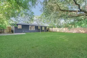 5634 Ridgeway Dr, Houston, TX 77033 - Photo 31