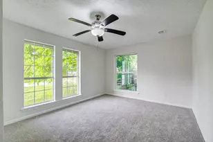 5634 Ridgeway Dr, Houston, TX 77033 - Photo 7