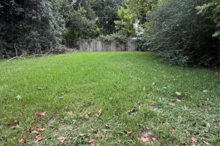 5210 Westover St, Houston, TX 77033 - Photo 11