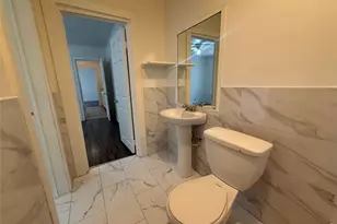 7002 Vandeman St, Houston, TX 77087 - Photo 9