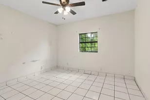 1002 Grenfell Ln, Houston, TX 77076 - Photo 15