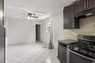 1002 Grenfell Lane, Houston, TX 77076 - Photo 11