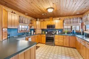 13339 Bj Dusek Rd, Wallis, TX 77485 - Photo 15