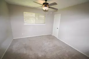 3107 Jenny Dr, Sugar Land, TX 77479 - Photo 15