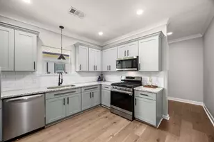 4103 New Orleans St, Houston, TX 77020 - Photo 9