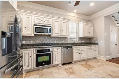 5545 Cornish Street, Houston, TX 77007 - Photo 9