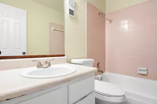 1911 Bittercreek Dr, Houston, TX 77042 - Photo 11