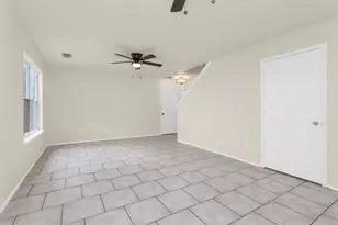 19338 Montclair Meadow Ln, Katy, TX 77449 - Photo 5