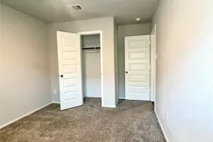 3923 Hawaiian Ct, Baytown, TX 77521 - Photo 17