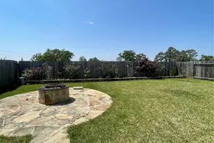 3923 Hawaiian Ct, Baytown, TX 77521 - Photo 3