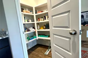 3923 Hawaiian Ct, Baytown, TX 77521 - Photo 21