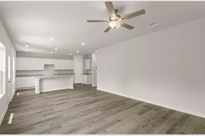 10719 Red Flagstone Drive, Conroe, TX 77306 - Photo 9