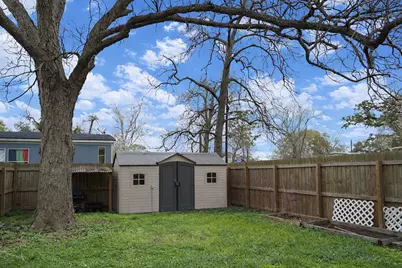 406 N Fig Street, Sweeny, TX 77480 - Photo 17