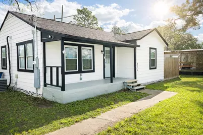 406 N Fig Street, Sweeny, TX 77480 - Photo 3