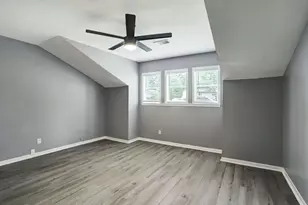 217 Loon River Dr, Houston, TX 77336 - Photo 3