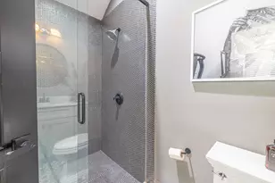 1404 Allston St, Houston, TX 77008 - Photo 27