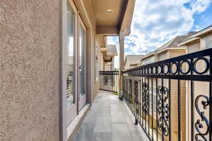 944 W 22nd St, Houston, TX 77008 - Photo 21