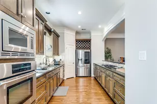 944 W 22nd St, Houston, TX 77008 - Photo 7