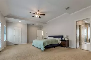 944 W 22nd St, Houston, TX 77008 - Photo 17