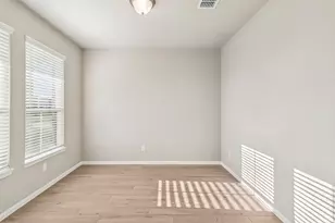 6915 Nichols Lndg, Needville, TX 77461 - Photo 3