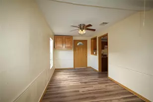 1337 3rd St, Hempstead, TX 77445 - Photo 27