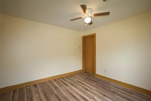 1337 3rd St, Hempstead, TX 77445 - Photo 15