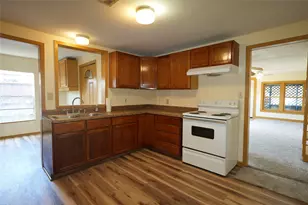 1337 3rd St, Hempstead, TX 77445 - Photo 9