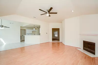 9502 Coast Bridge Street, Houston, TX 77075 - Photo 15