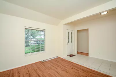 9502 Coast Bridge Street, Houston, TX 77075 - Photo 5