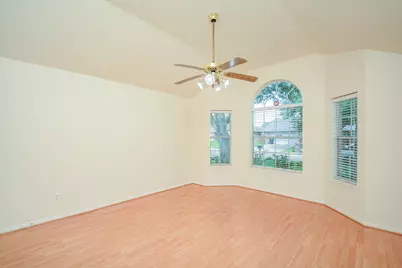 9502 Coast Bridge Street, Houston, TX 77075 - Photo 19