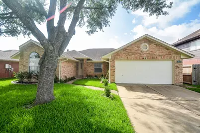 9502 Coast Bridge Street, Houston, TX 77075 - Photo 1