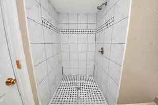 73 County Road 3401, Cleveland, TX 77327 - Photo 23