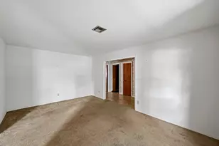 5442 Queensloch Dr, Houston, TX 77096 - Photo 7