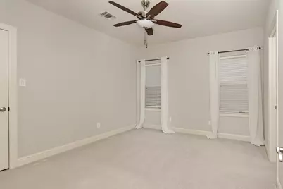 254 Green Boulevard, Shenandoah, TX 77384 - Photo 9