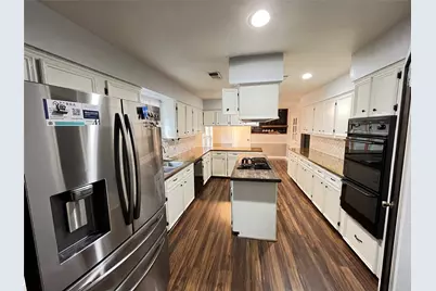 2919 Holly Green Drive, Houston, TX 77339 - Photo 5