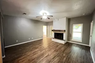 2919 Holly Green Dr, Houston, TX 77339 - Photo 3