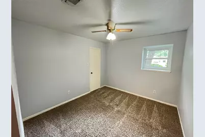 2919 Holly Green Drive, Houston, TX 77339 - Photo 9