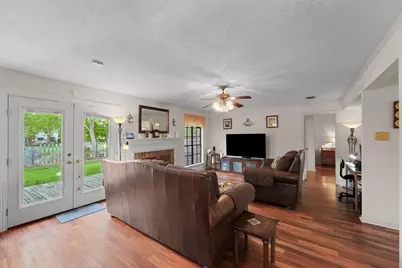 2018 Old Dixie Drive, Richmond, TX 77406 - Photo 9