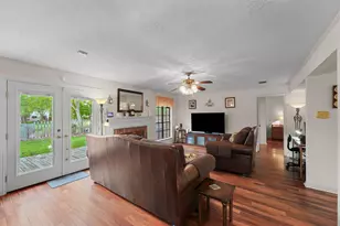 2018 Old Dixie Dr, Richmond, TX 77406 - Photo 9