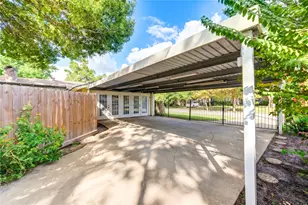 10603 Bordley Dr, Houston, TX 77042 - Photo 27