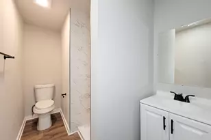 5815 Southseas St, Houston, TX 77033 - Photo 17