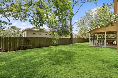 715 Elm Street, Fresno, TX 77545 - Photo 25