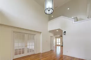 1502 Ashbury Park Ln, Houston, TX 77077 - Photo 11