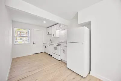 6811 Del Rio Street #26, Houston, TX 77021 - Photo 9