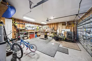 394 Hyland Ln, League City, TX 77573 - Photo 31