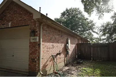 18027 Landing Brook Drive, Humble, TX 77346 - Photo 9